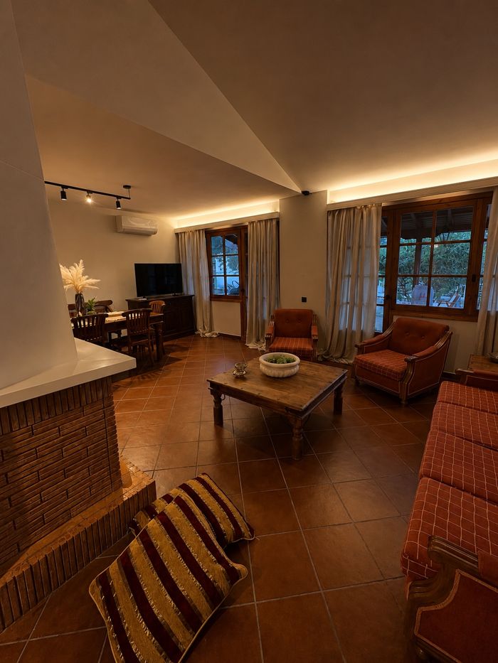 Mirabilis Villa
